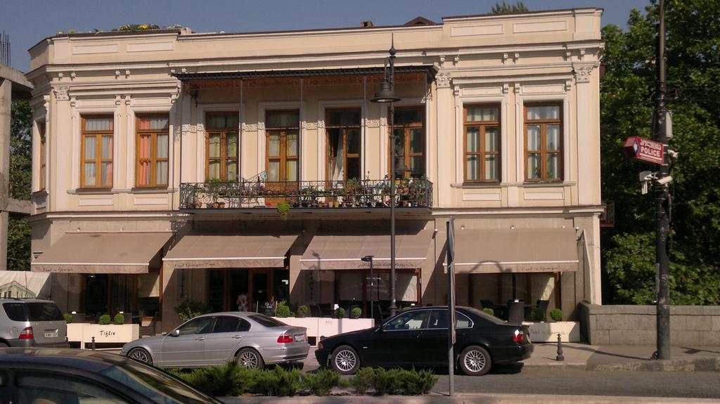 Hotel Imaginarium Tbilissi Extérieur photo